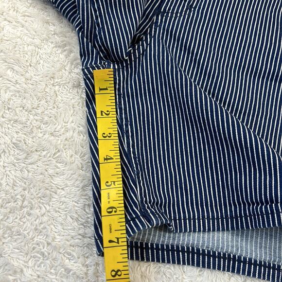 Lee Regular fit mid rise navy and white pinstripe jean shorts, size 34 - Picture 5 of 9